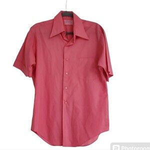 Men's vintage short sleeve Van Heusen pink shirt small